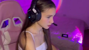 I poke my YOUTHFUL GAMER STEPDAUGHTER